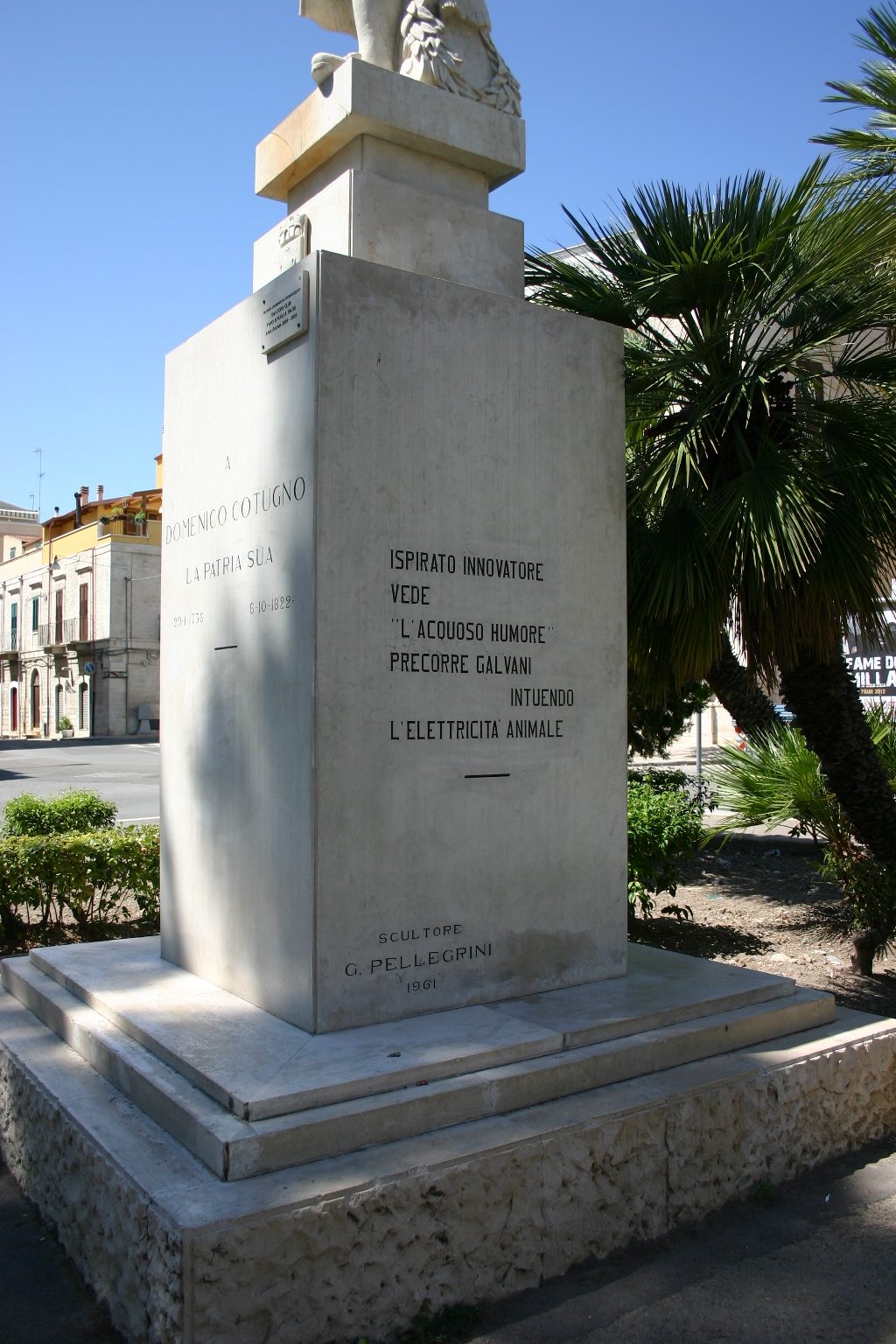 Domenico Cotugno's monument, Ruvo di Puglia, Italy - 05.JPG